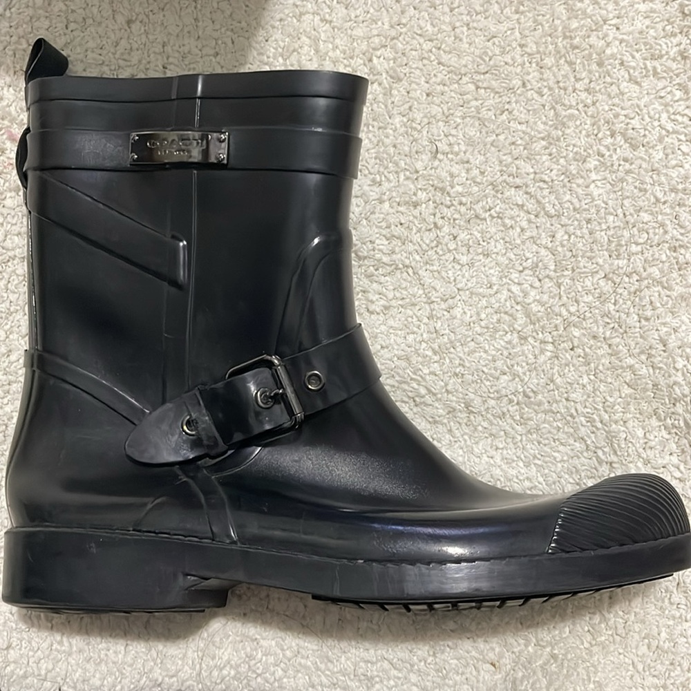 COACH - rain boots - 6.5 - Picture 2 of 7